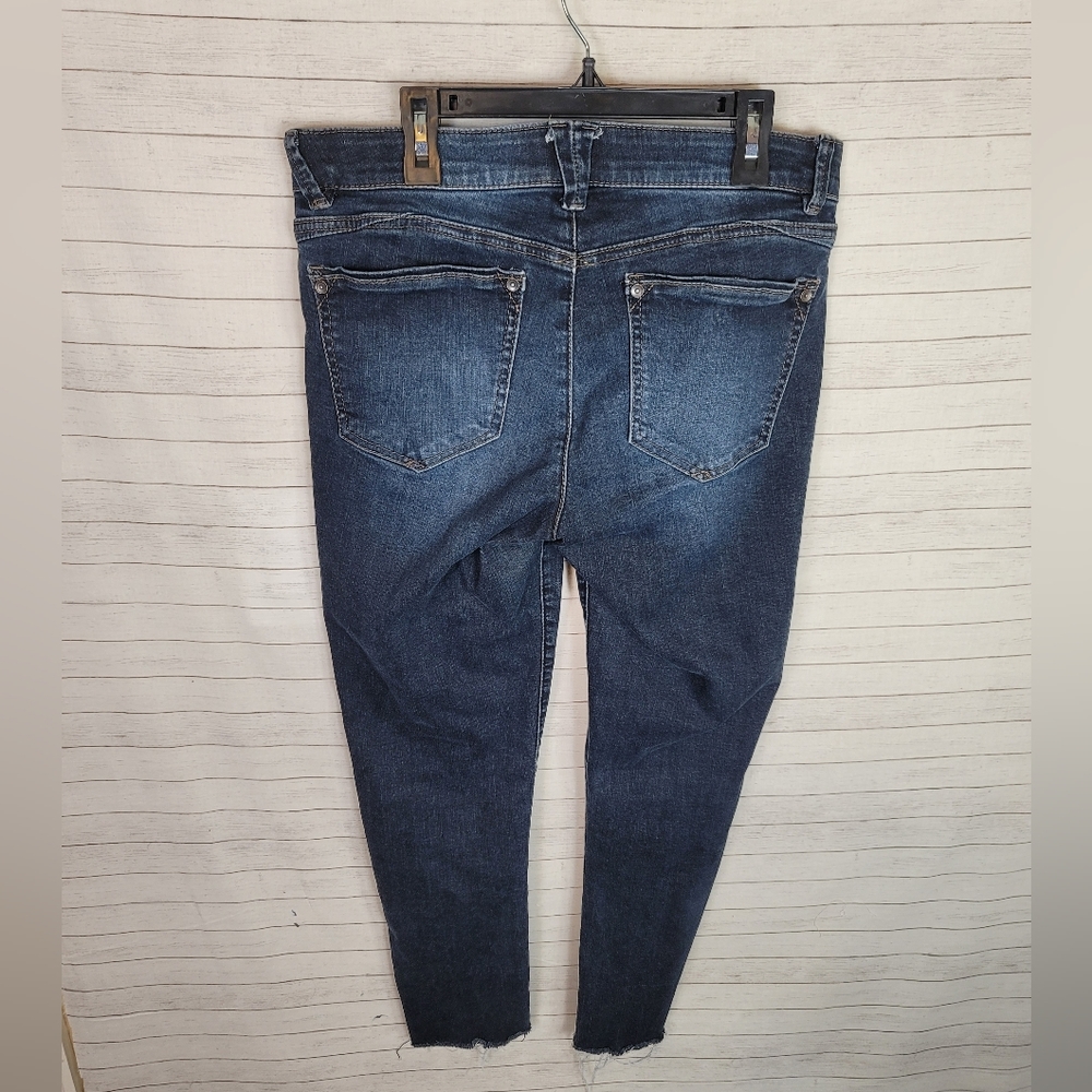 WIT & WISDOM DARK WASH RAW HEM JEANS, SZ 8 - Picture 10 of 10